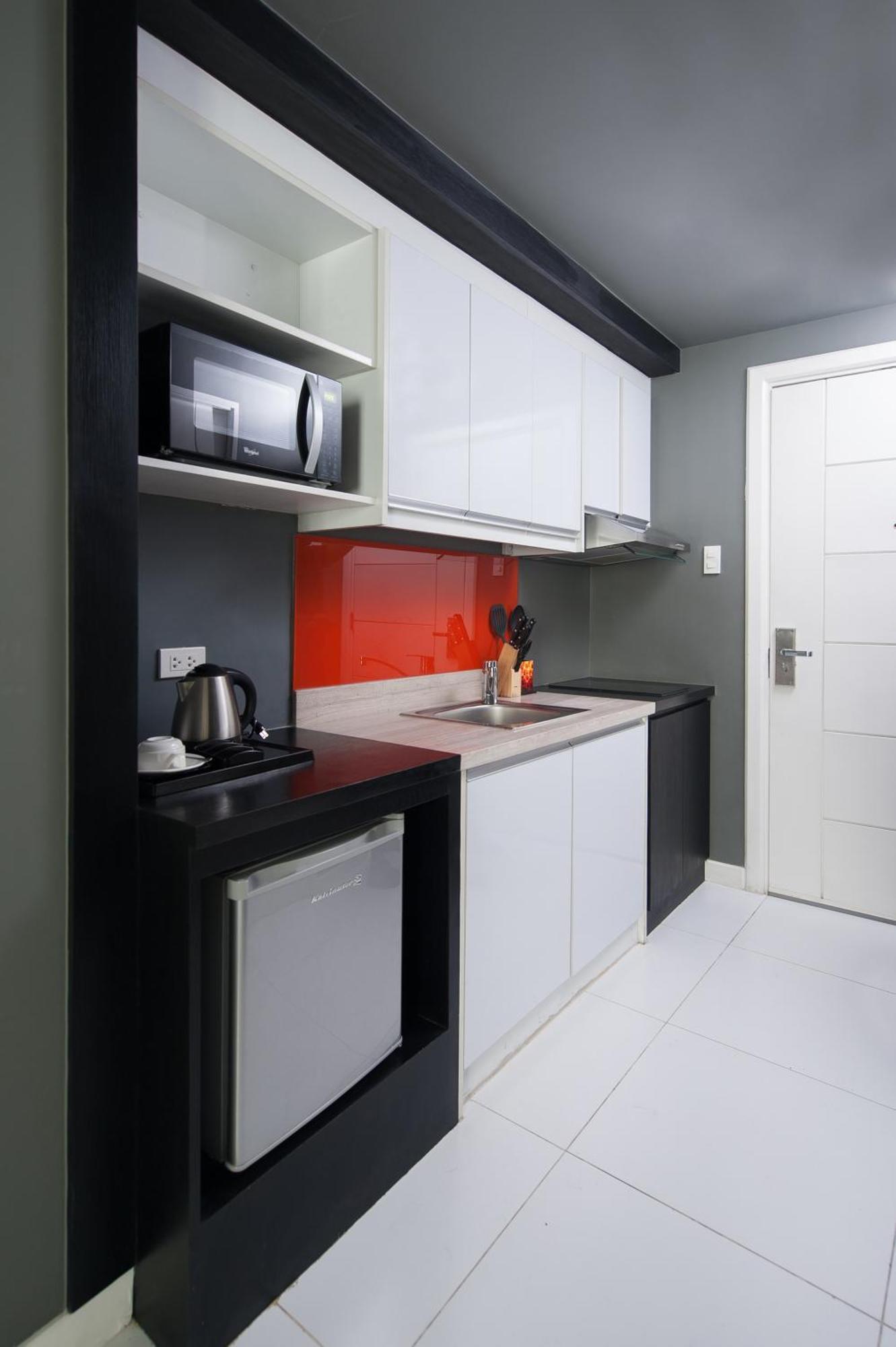 Kl Serviced Residences Managed By Hii Makati City Bagian luar foto